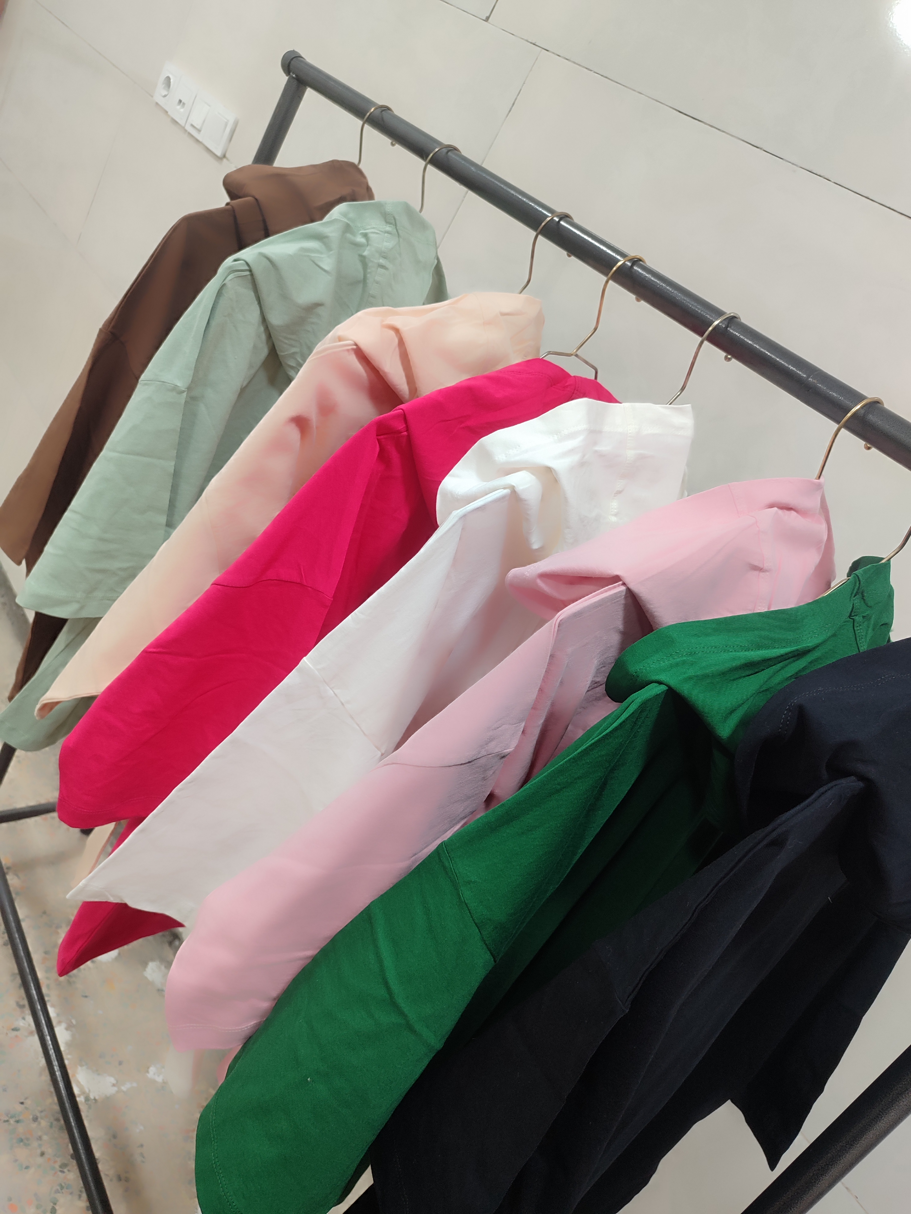 تیشرت باکسی زنانه کلاهدار نوشته